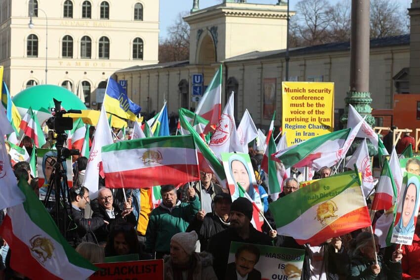 Protest gegen Iran vor Münchner Sicherheitskonferenz (Archiv)