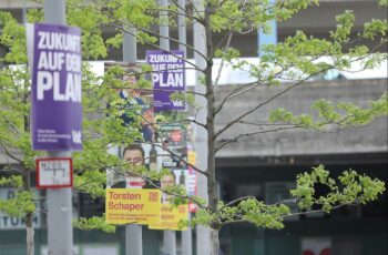 Plakate zur Europawahl und Kommunalwahl 2024 (Archiv)